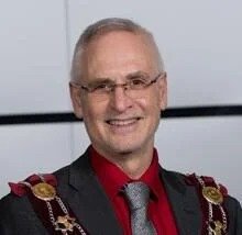 imgi 128 mayor foster 324x408x0x0x324x316x1662754912